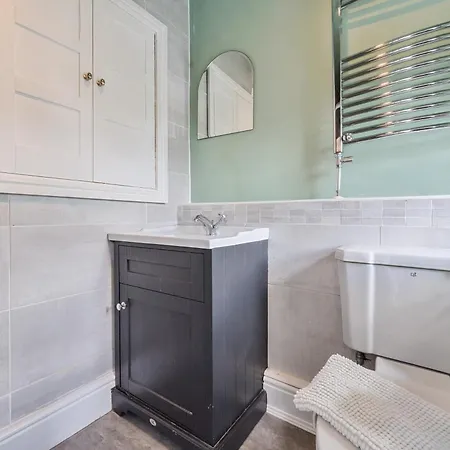 アパート Perfectly Located, Bowness Flat With Free Parking And Views ウィンダミア