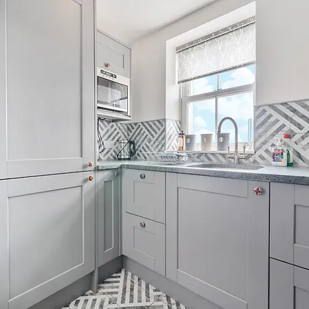 アパート Perfectly Located, Bowness Flat With Free Parking And Views ウィンダミア